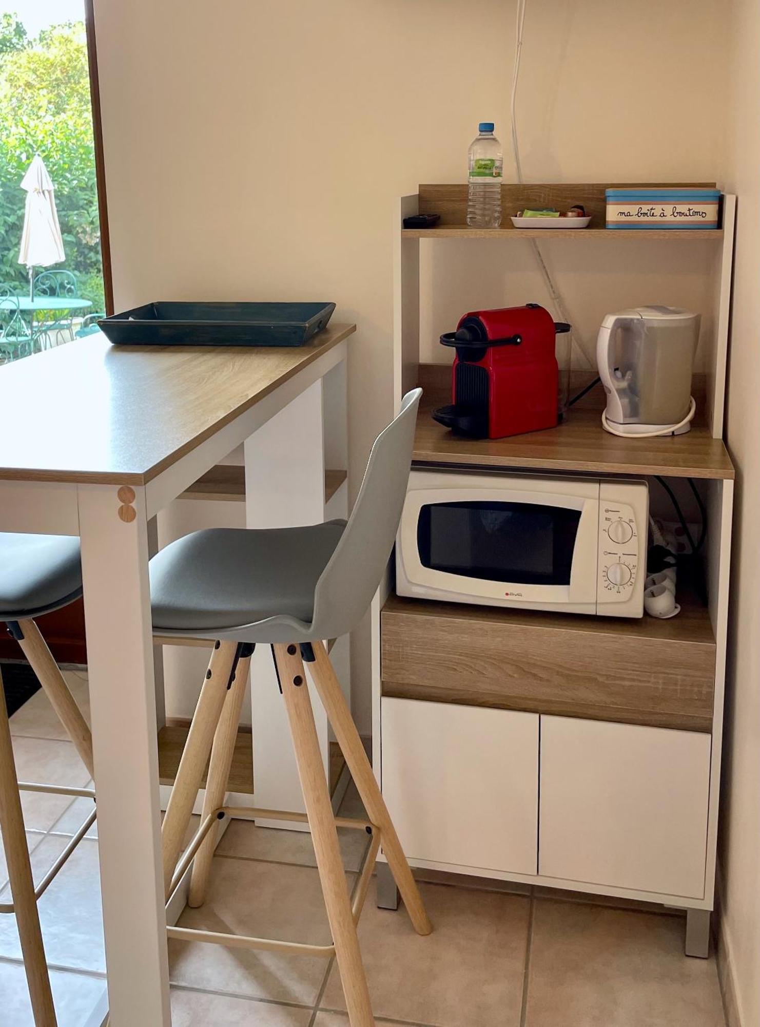 Poullaouen Chambres D'Hotes Les Tilleuls מראה חיצוני תמונה
