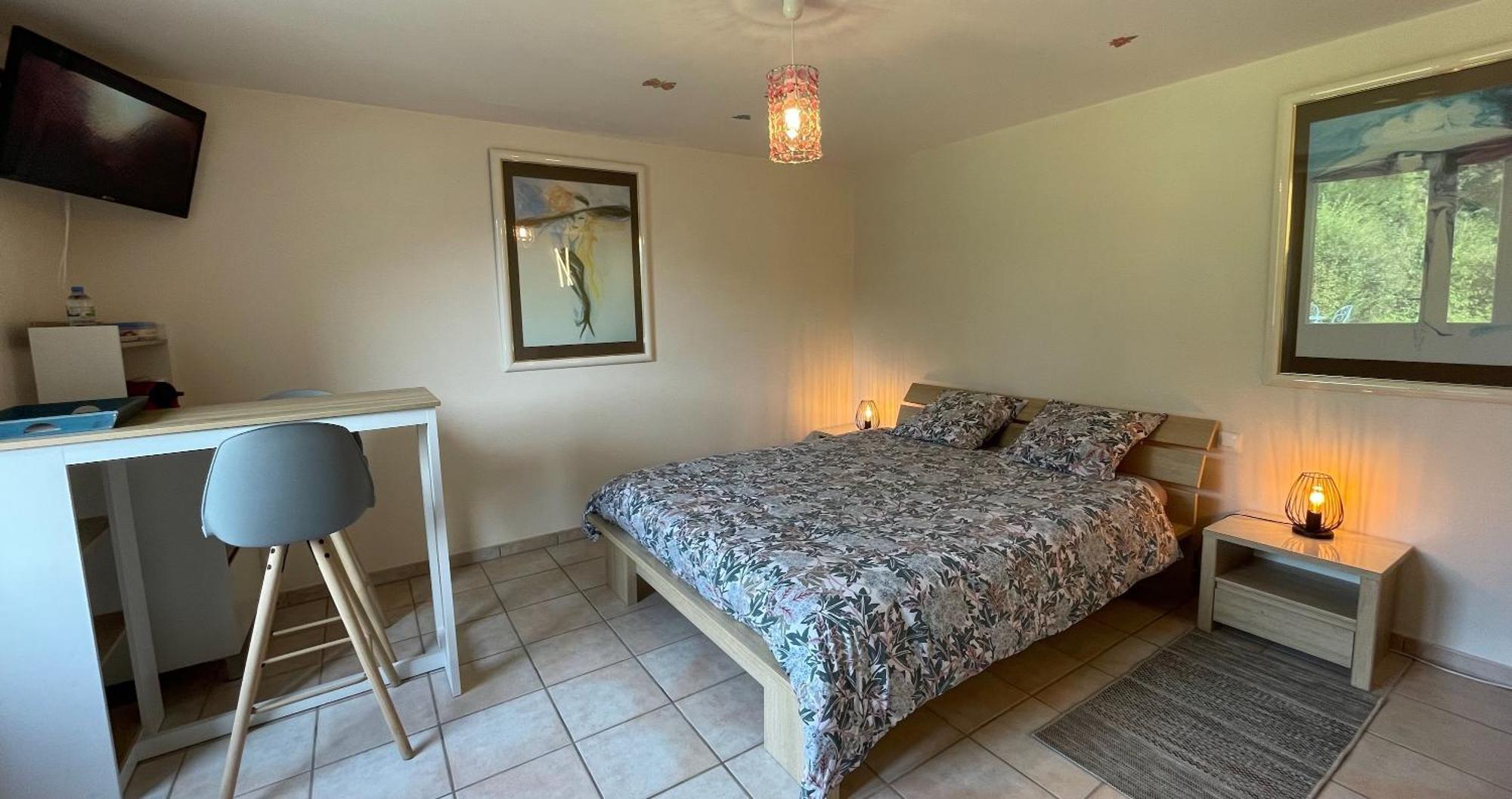 Poullaouen Chambres D'Hotes Les Tilleuls מראה חיצוני תמונה
