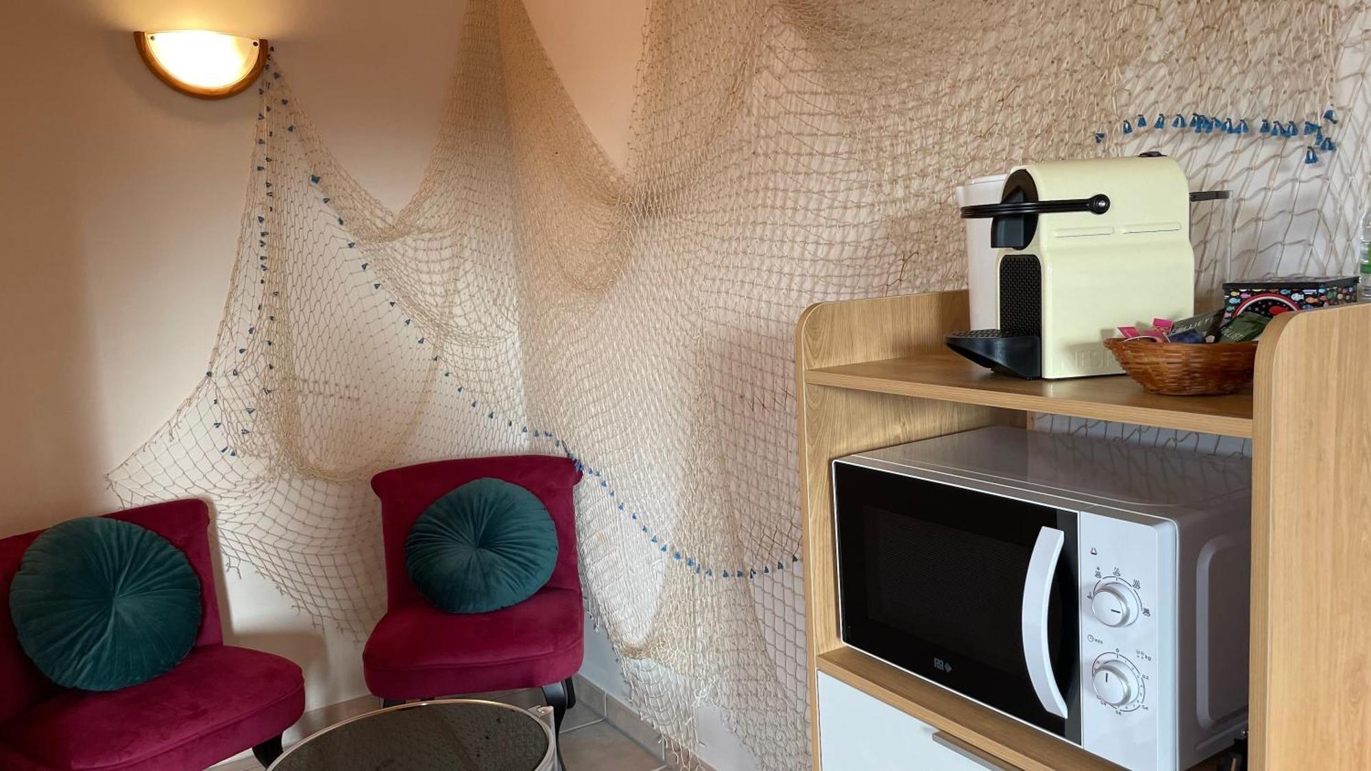 Poullaouen Chambres D'Hotes Les Tilleuls מראה חיצוני תמונה