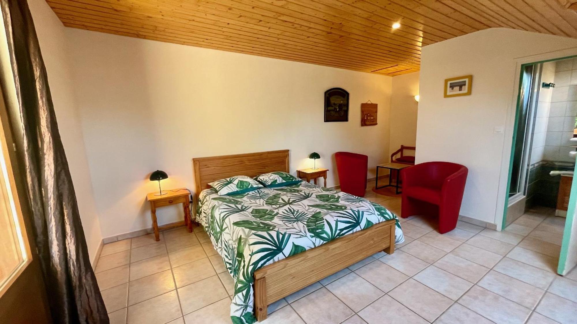 Poullaouen Chambres D'Hotes Les Tilleuls מראה חיצוני תמונה