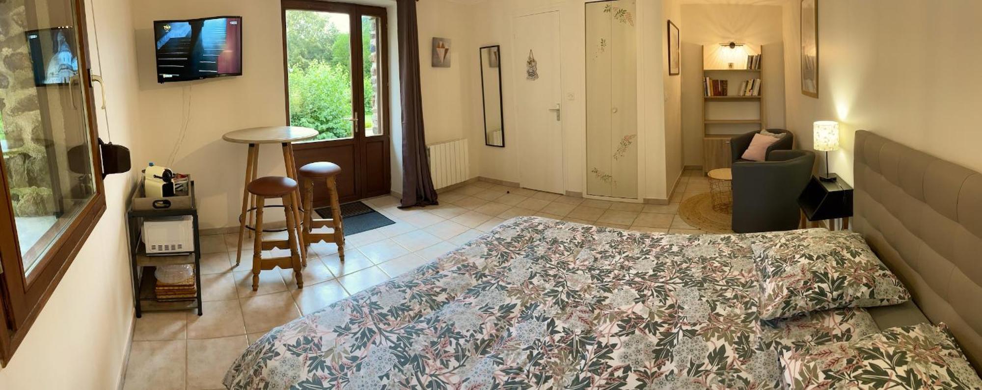 Poullaouen Chambres D'Hotes Les Tilleuls מראה חיצוני תמונה